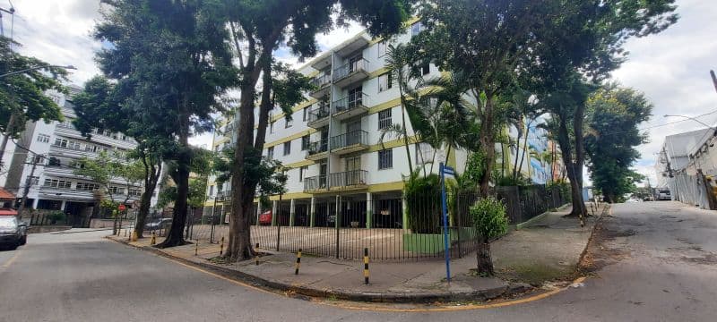 Apartamento - COLINA