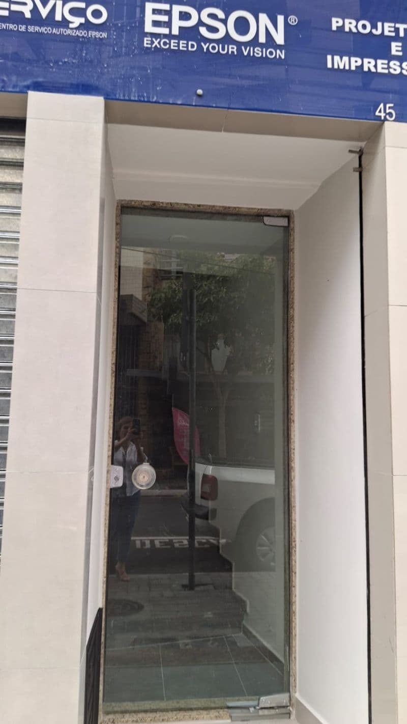 Sobreloja - ATERRADO