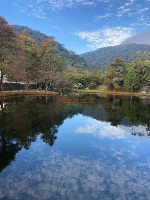 Terreno em condomínio com mais de 1.000 m² no Comary, Teresópolis/RJ.