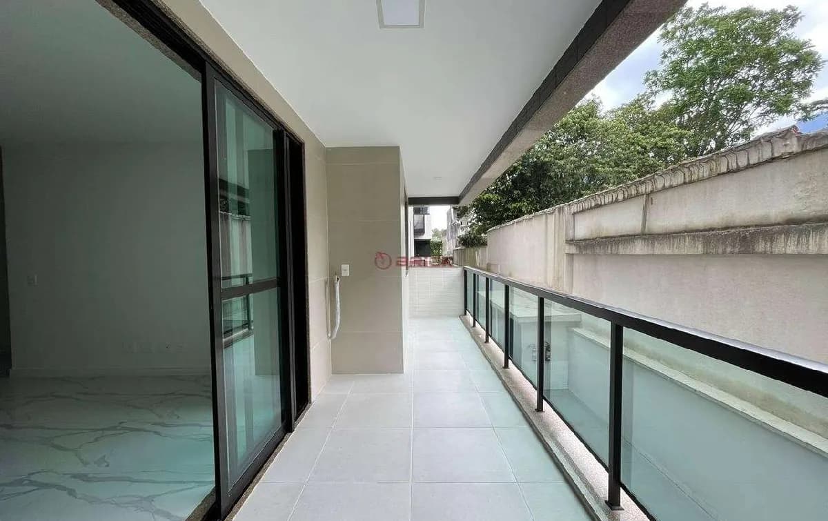 Apartamento com 3 quartos sendo 2 suítes, 138 m² no Alto - Teresópolis/RJ
