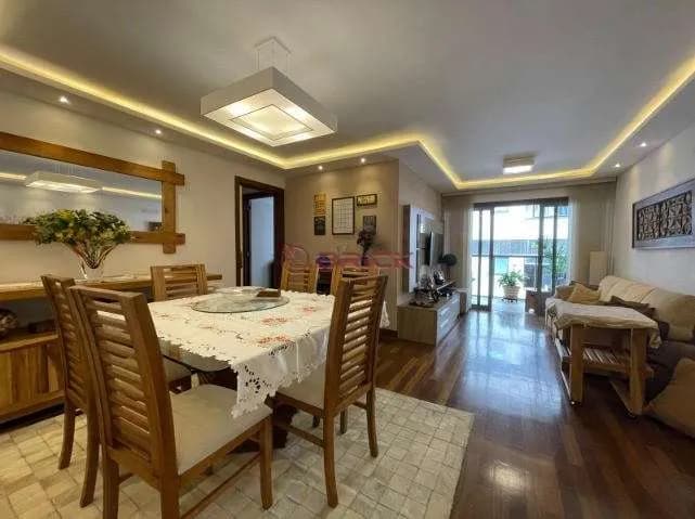 Apartamento com 3 quartos sendo 2 suítes em Agriões, Teresópolis/RJ.