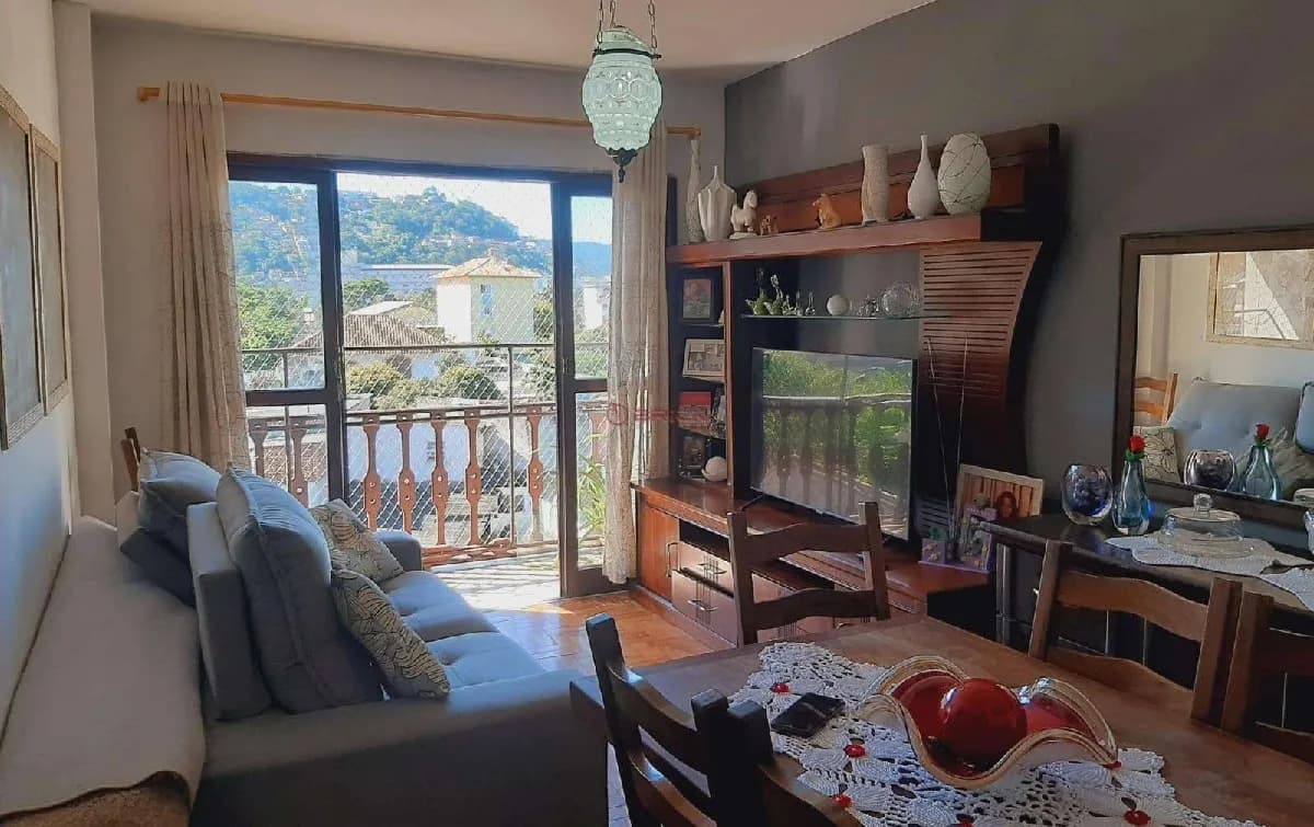 Apartamento com 1 quarto, 38 m² no Alto - Teresópolis/RJ