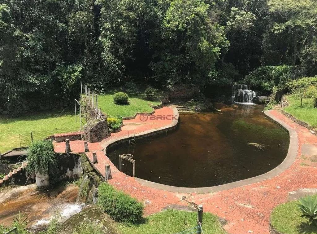 Casa com 7 quartos, 3.345 m² de terreno na Cascata do Amores - Teresópolis/RJ