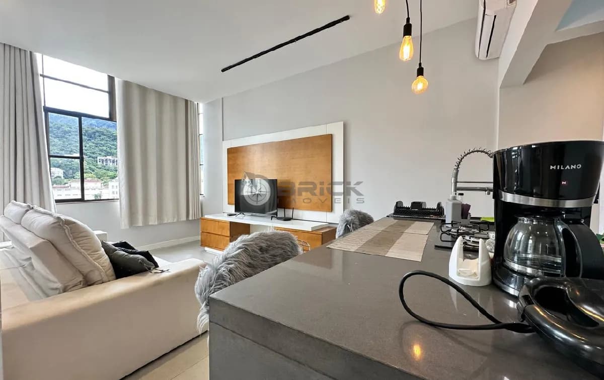 Apartamento mobiliado com 2 quartos no Alto - Teresópolis/RJ.