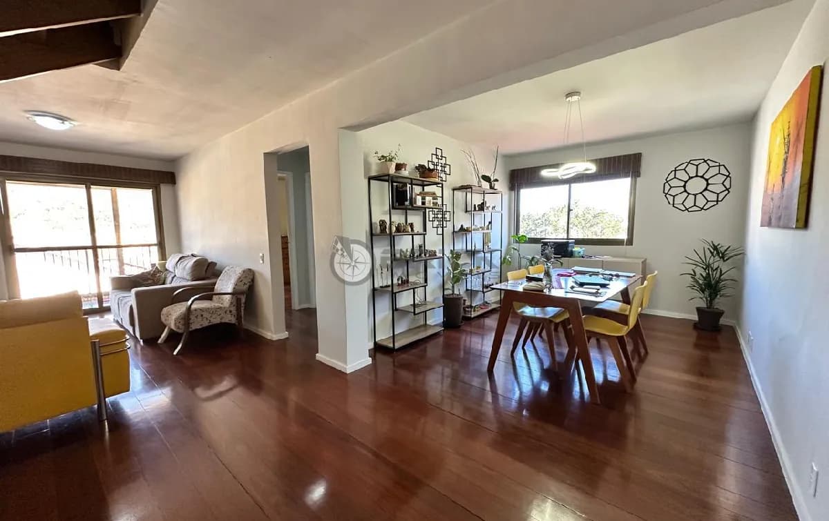 Apartamento à venda com 3 suítes, 100 m² no Alto - Teresópolis/RJ.