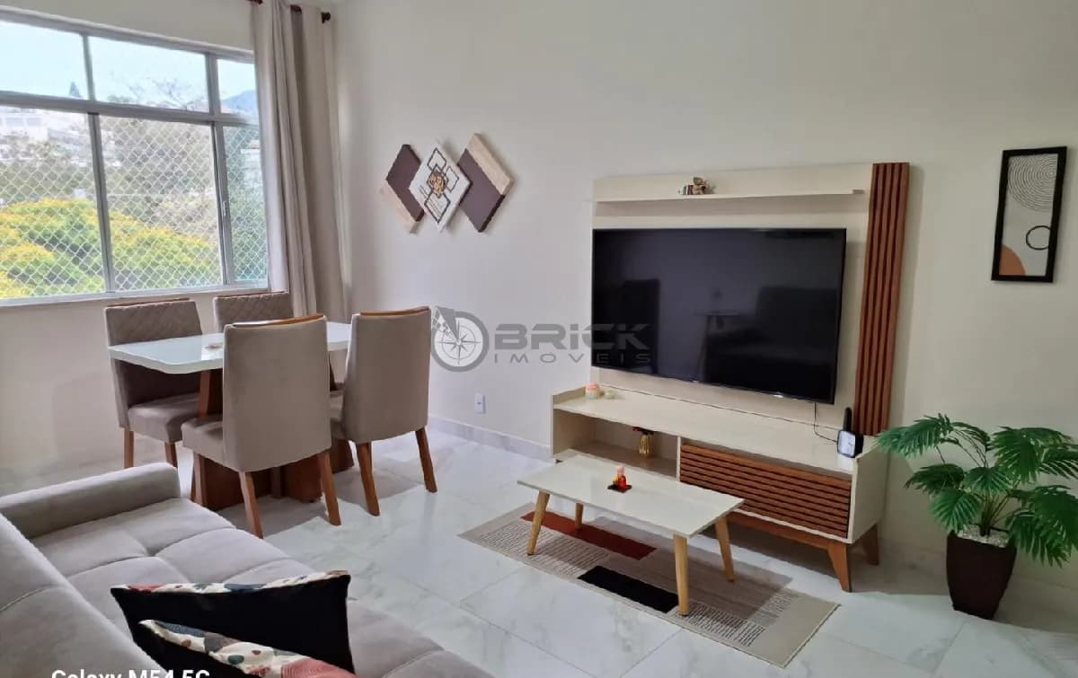 Apartamento à venda com 1  quarto, 40 m² na Várzea - teresópolis/RJ.