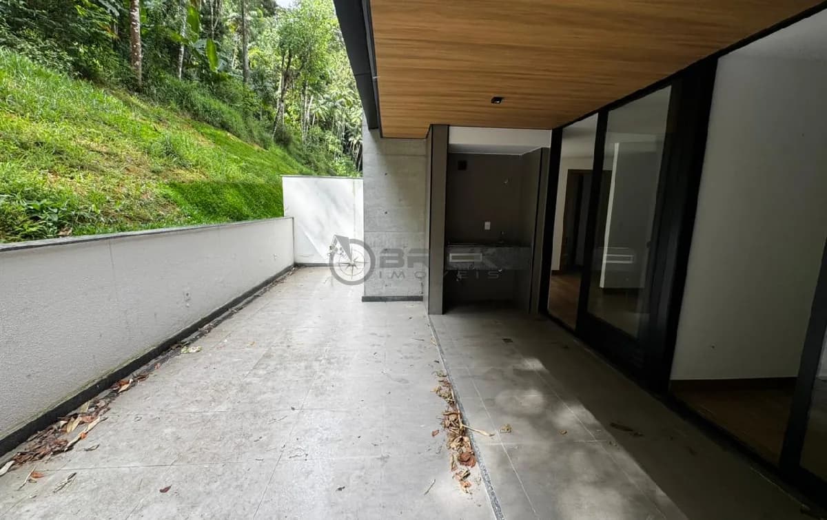 Apartamento Garden à venda com 2 suítes, 80 m² no Alto - Teresópolis/RJ.