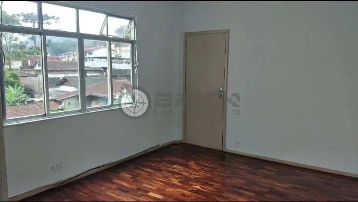 Apartamento à venda com 1 quarto, 35 m² no Alto - Teresópolis/RJ.