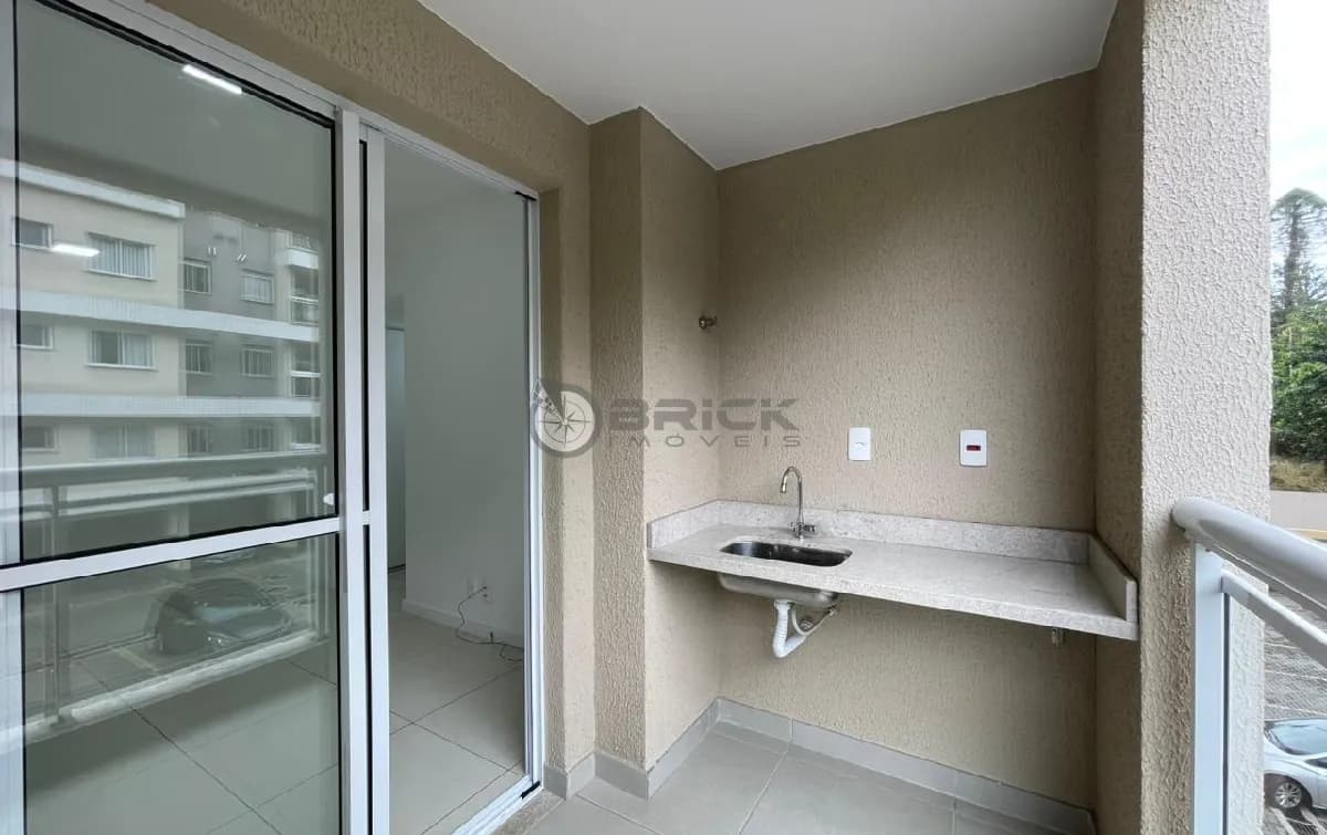 Apartamento com 2 quartos sendo 1 suíte, 57 m² na Várzea - Teresópolis/RJ.