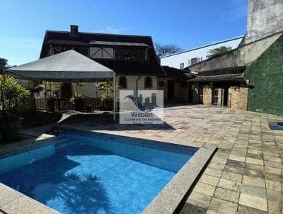 Casa para Venda, em Petrópolis, bairro Valparaíso, 5 dormitórios, 4 banheiros, 1 suíte, 5 vagas