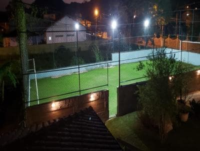 Casa em condomínio em Caneca Fina