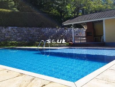 Casa em condomínio em Granja Guarani