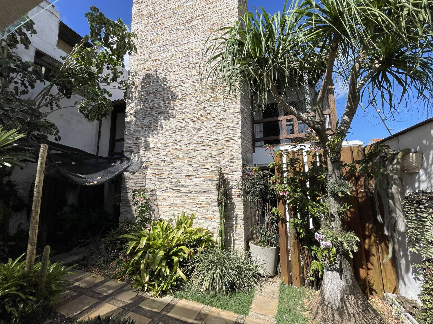 Casa independente à Venda com 3 quartos, Palmeiras, Cabo Frio/RJ.