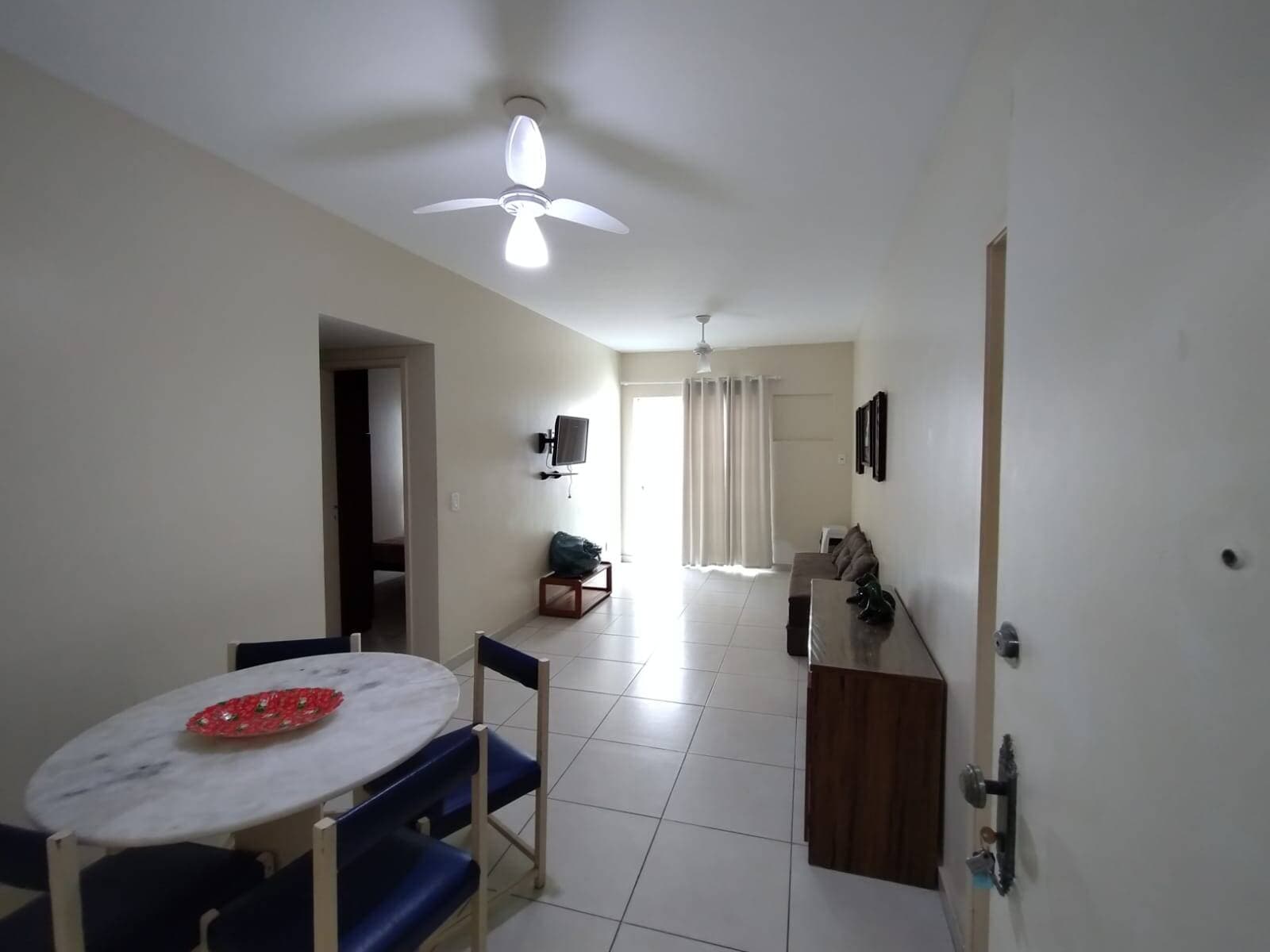 Apartamento 2 quartos, Centro, Praia do Forte, Cabo Frio-RJ.