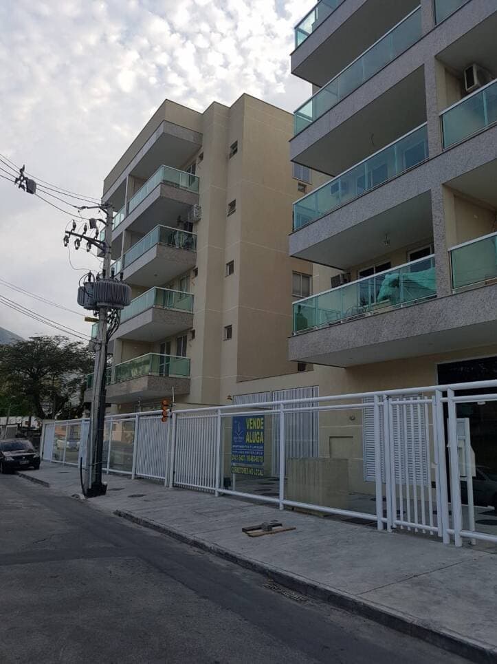 LINDO APARTAMENTO EM CONDOMÍNIO AO LADO DO SHOPPING BANGU