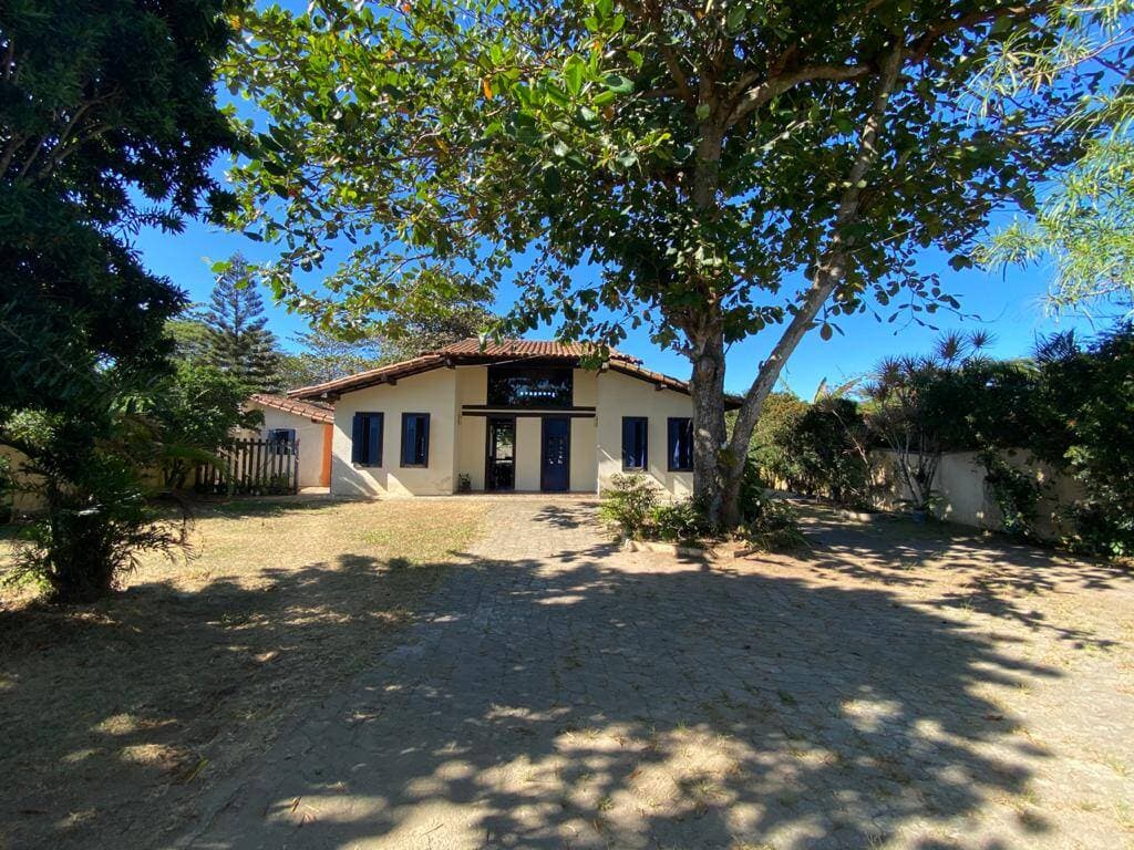 CASA MARAVILHOSA COM PISCINA EM BÚZIOS