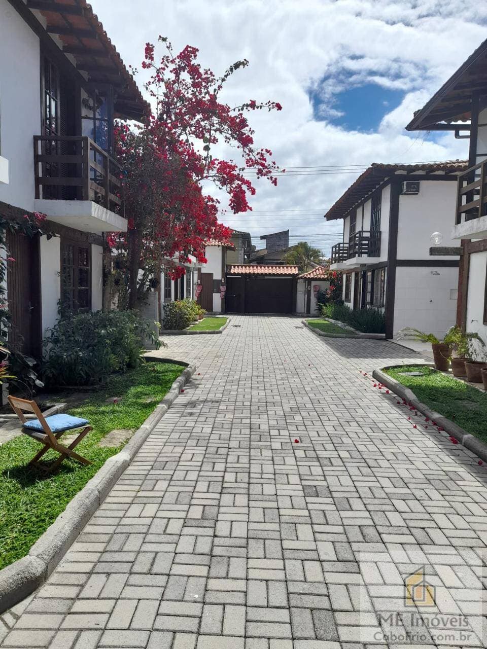 Casa de condomínio para venda com 2 quartos