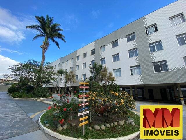 Apartamento com dois quartos, a apenas 100 metros da praia do Forte!