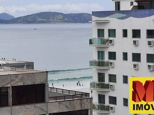 Cobertura na Praia do Forte com Vista Mar em Cabo Frio