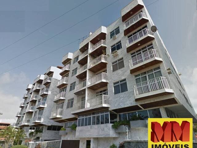 Apartamento em Cabo Frio no Braga com 3 Quartos