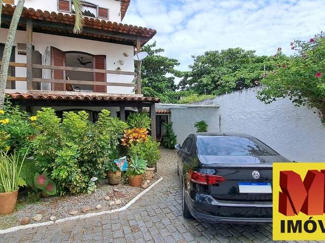 Casa Triplex em Condomínio no Braga em Cabo Frio