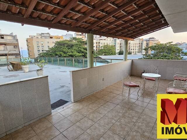 Cobertura na Praia do Forte em Cabo Frio