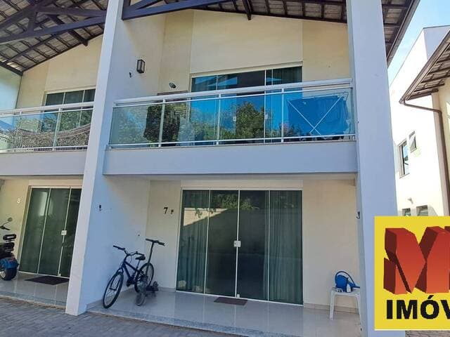 Casa em Condomínio nas Palmeiras em Cabo Frio