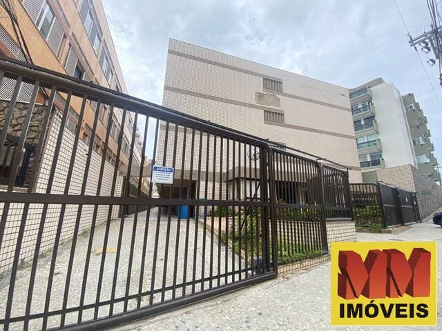 Apartamento à Venda – Vista Mar, a Apenas 30m da Praia!