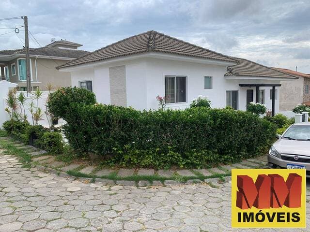 Casa no condomínio dos Pássaros com lazer completo e tranquilidade