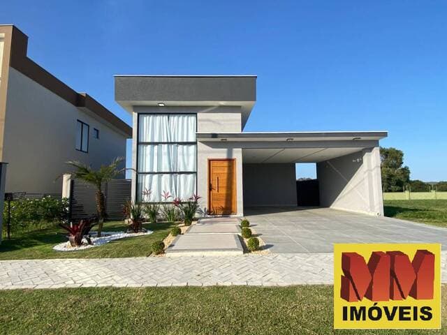 Casa Linear Mobiliada no Condomínio Alphaville – Cabo Frio