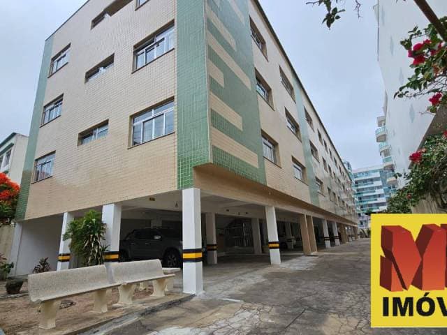 Apartamento com 3 quartos no centro de Cabo Frio.