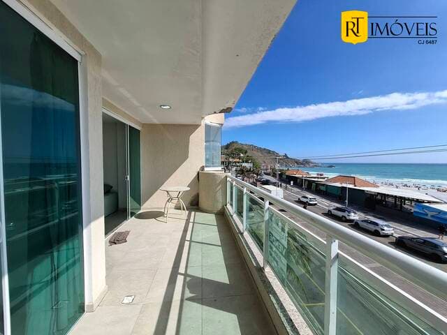 Apartamento à venda com vista total para a Praia Grande, Arraial do Cabo/RJ