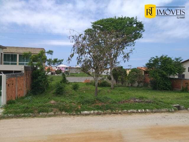 Terreno com 318m² a venda no Residencial Alpha Beach - Araruama/RJ