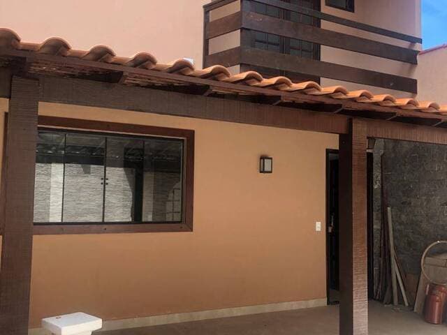 Excelente CASA DUPLEX no bairro das Palmeiras !!!
