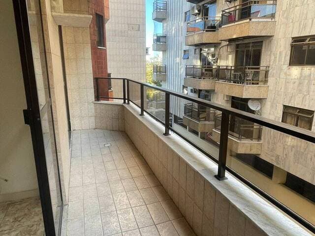 Apartamento perto da Praia do Forte!!!