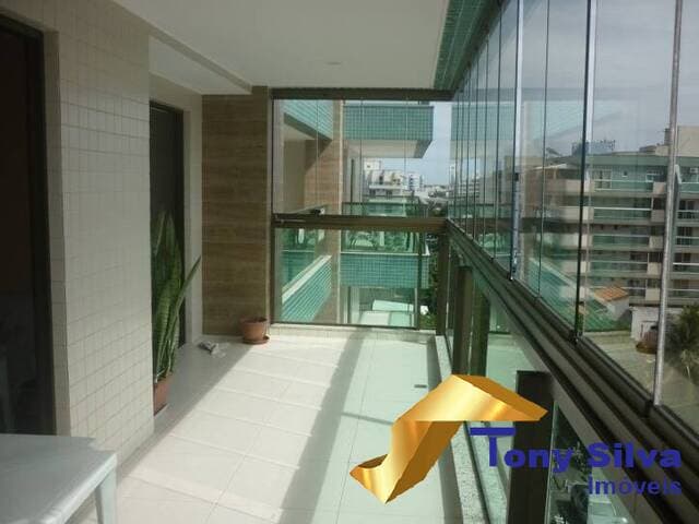 MARAVILHOSA COBERTURA PERTINHO DA PRAIA DO FORTE