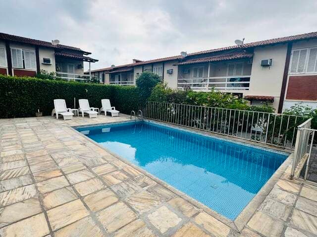 Duplex em condomínio no Bairro Palmeiras, Cabo Frio !!!