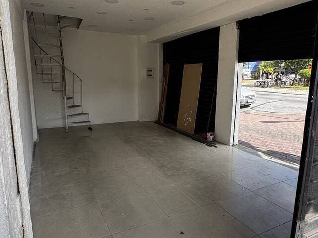 Excelente Loja Comercial, no Centro de Cabo Frio!