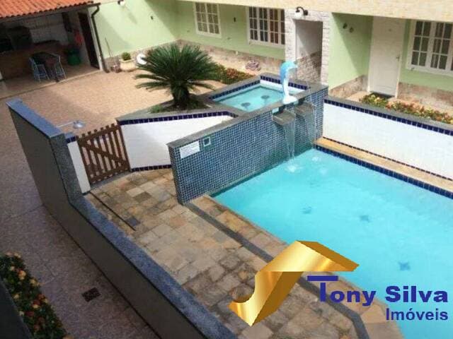 Casa com 4 quartos no Peró, a poucos metros da Praia!!!