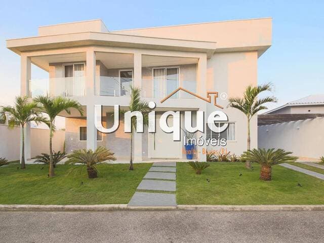 Espetacular casa duplex na Nova São Pedro!