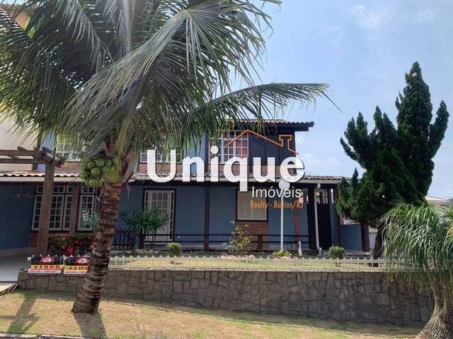 Casa alto padrão em São Pedro disponível para venda.