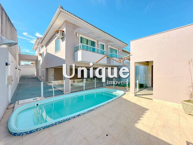 Casa, 300m2, São Pedro da Aldeia - Nova São Pedro, à venda por R$980.000,00