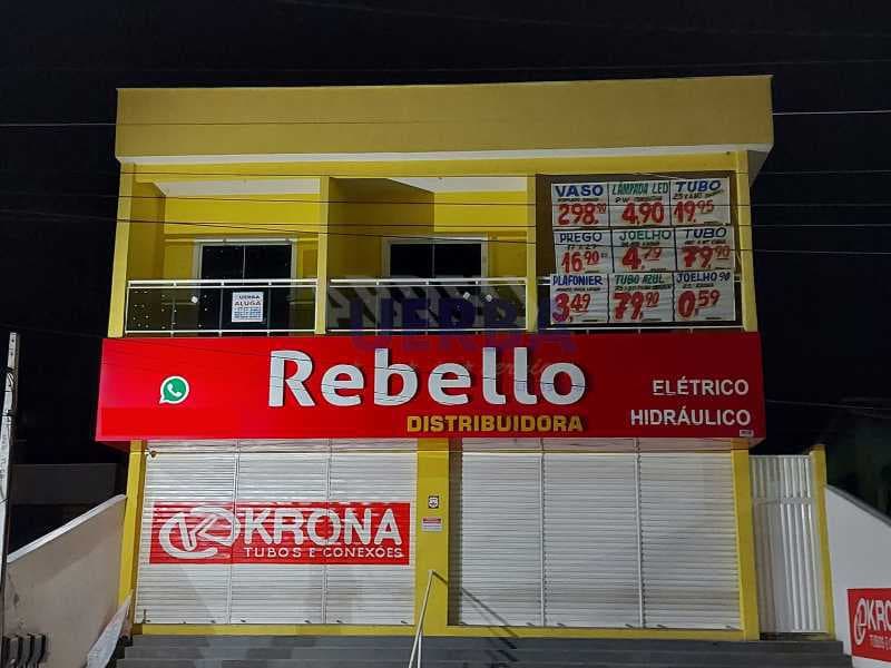 Apartamento amplo para locação em localização privilegiada