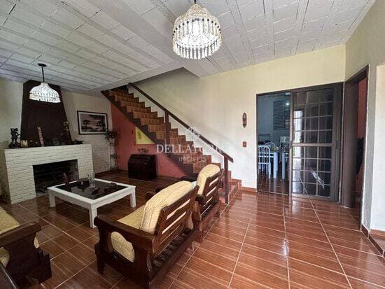 Casa com 5 quartos, 230 m² - Carlos Guinle - Teresópolis/RJ