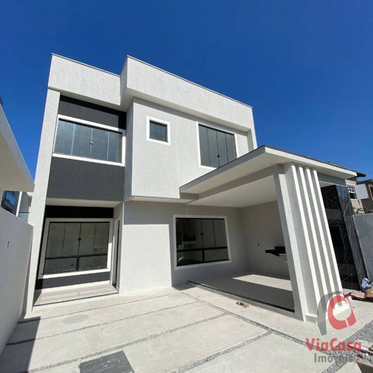 Casa em Nelson Pecegueiro do Amaral - Costazul - Rio das Ostras/RJ