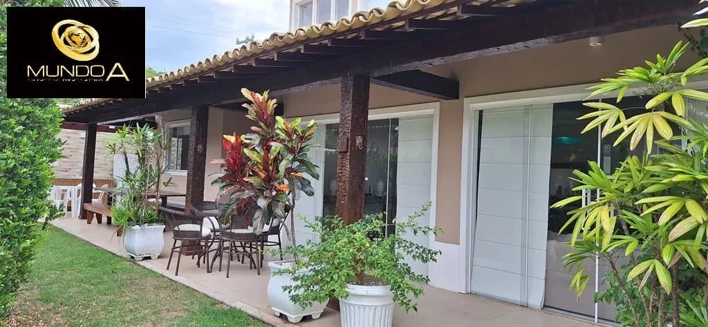Casa de Condomínio com 4 quartos à venda e para temporada