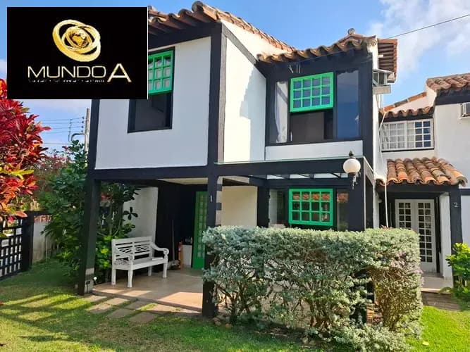 Casa de Condomínio com 3 quartos à venda