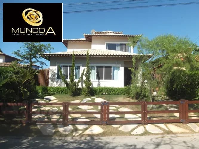 Casa de Condomínio com 3 quartos à venda