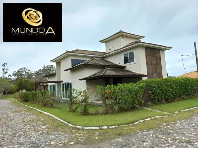 Casa de Condomínio com 5 quartos à venda