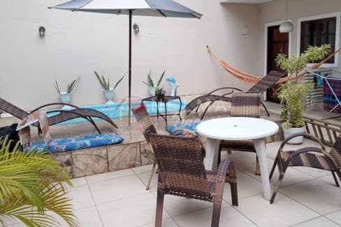 Oportunidade Única: Pequena Pousada à Venda com 6 Suítes Independentes